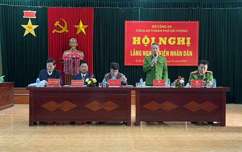 Công an thành phố lắng nghe ý kiến nhân dân tại xã Kiến Thiết (Tiên Lãng)